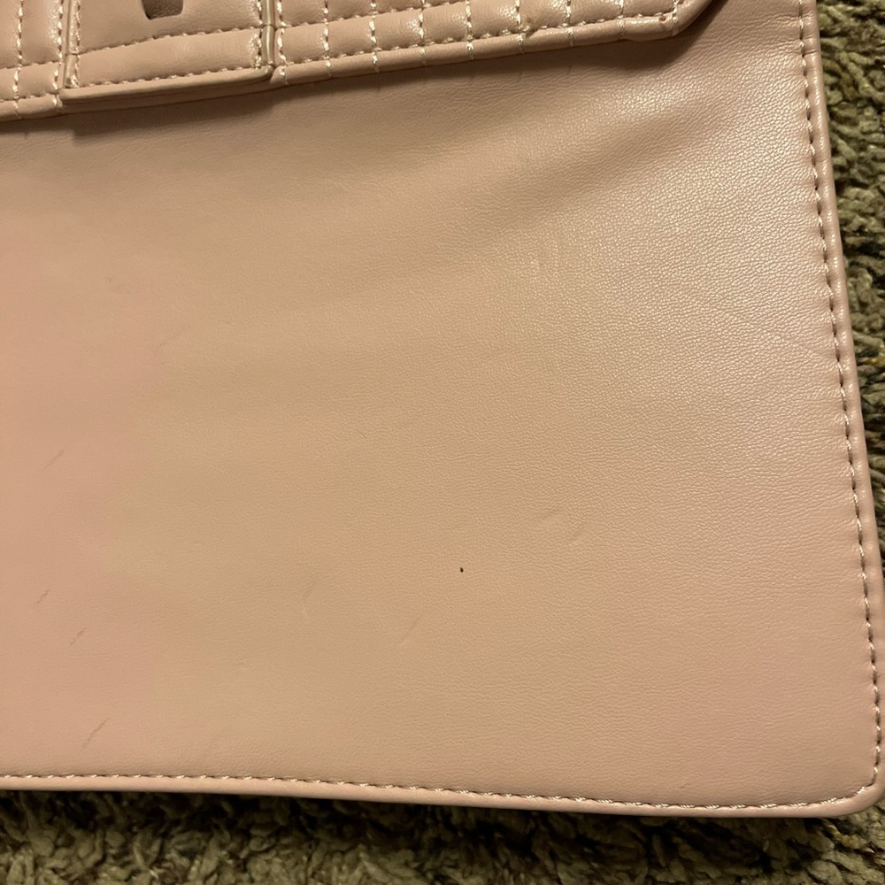 Pink Chain Strap Clutch by Badgley Mishcka - Picture 5 of 6